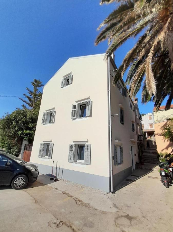 Apartman Tea Mali Losinj Exterior photo